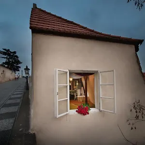 Design Neruda 4* Прага