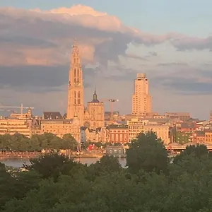 Linkerover- City Centre & Cathedral View , Antwerp Belgium