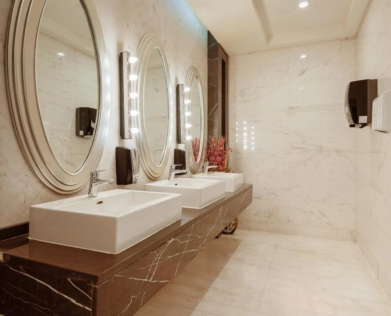Landmark Premier Hotel Dubai 4*,  Verenigde Arabische Emiraten